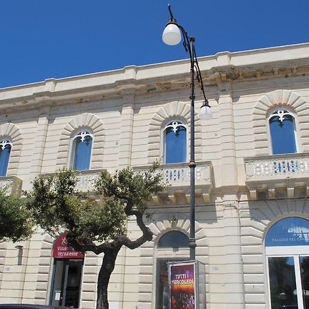 加利波利Palazzo Del Cavaliere住宿加早餐旅馆 外观 照片